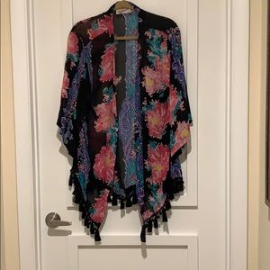 Gorgeous Never Been Worn Overlay